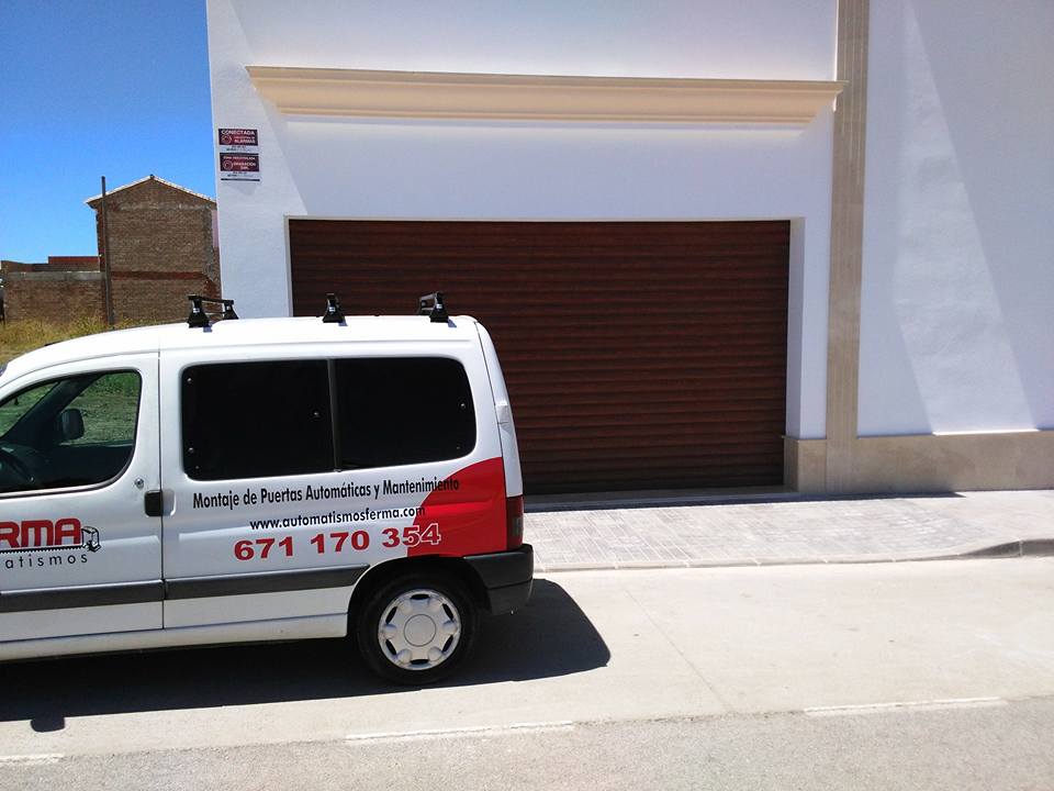 Ferma Automatismos puertas basculantes