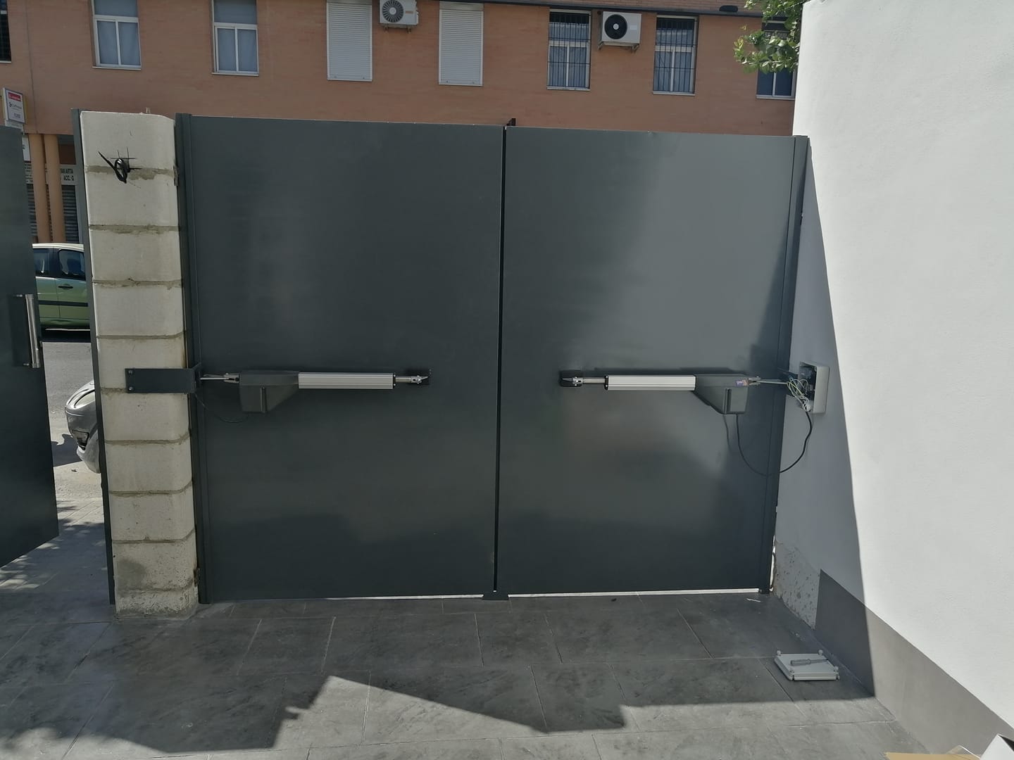 Ferma Automatismos puertas abatibles